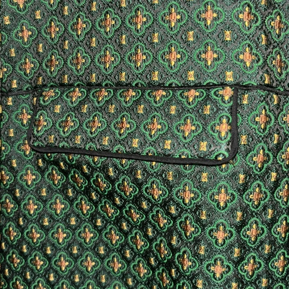 Urban Outfitters Green Patterned Jacket - great for St Pats day ๐ - Picture 5 of 7